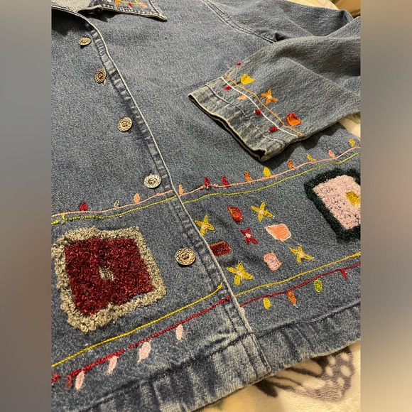 Vintage Denim Embroidered Shacket - Picture 3 of 6